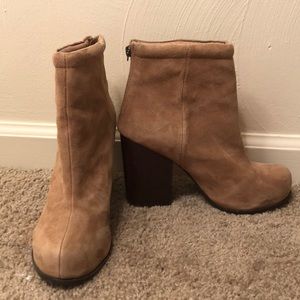 Jeffrey campbell booties